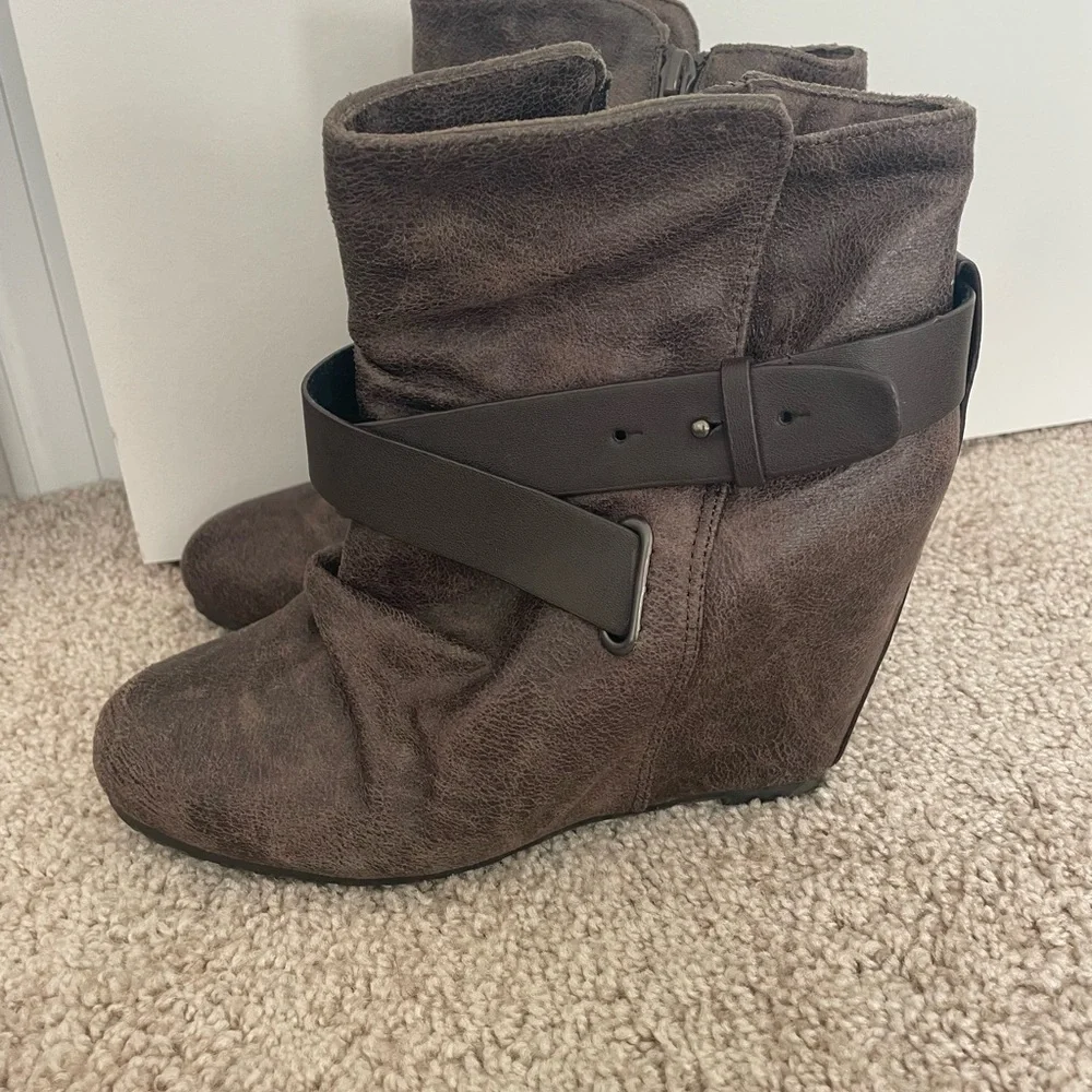 Aldo Dark Brown Wedge Boots Size 8.5